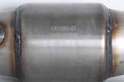 CAT-L34-euro-5-metallic-catalytic-converter-200cpsi-d114-l300-in63-5-(5).jpg